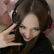 лола каньеуэстова